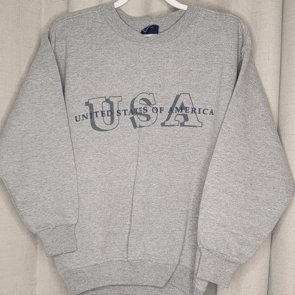 Chunky USA Crewneck Sweatshirt MEDIUM - Picture 1 of 2